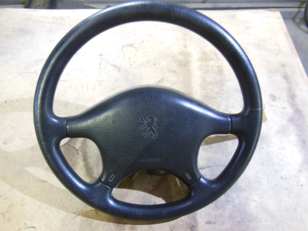Руль  Peugeot 406