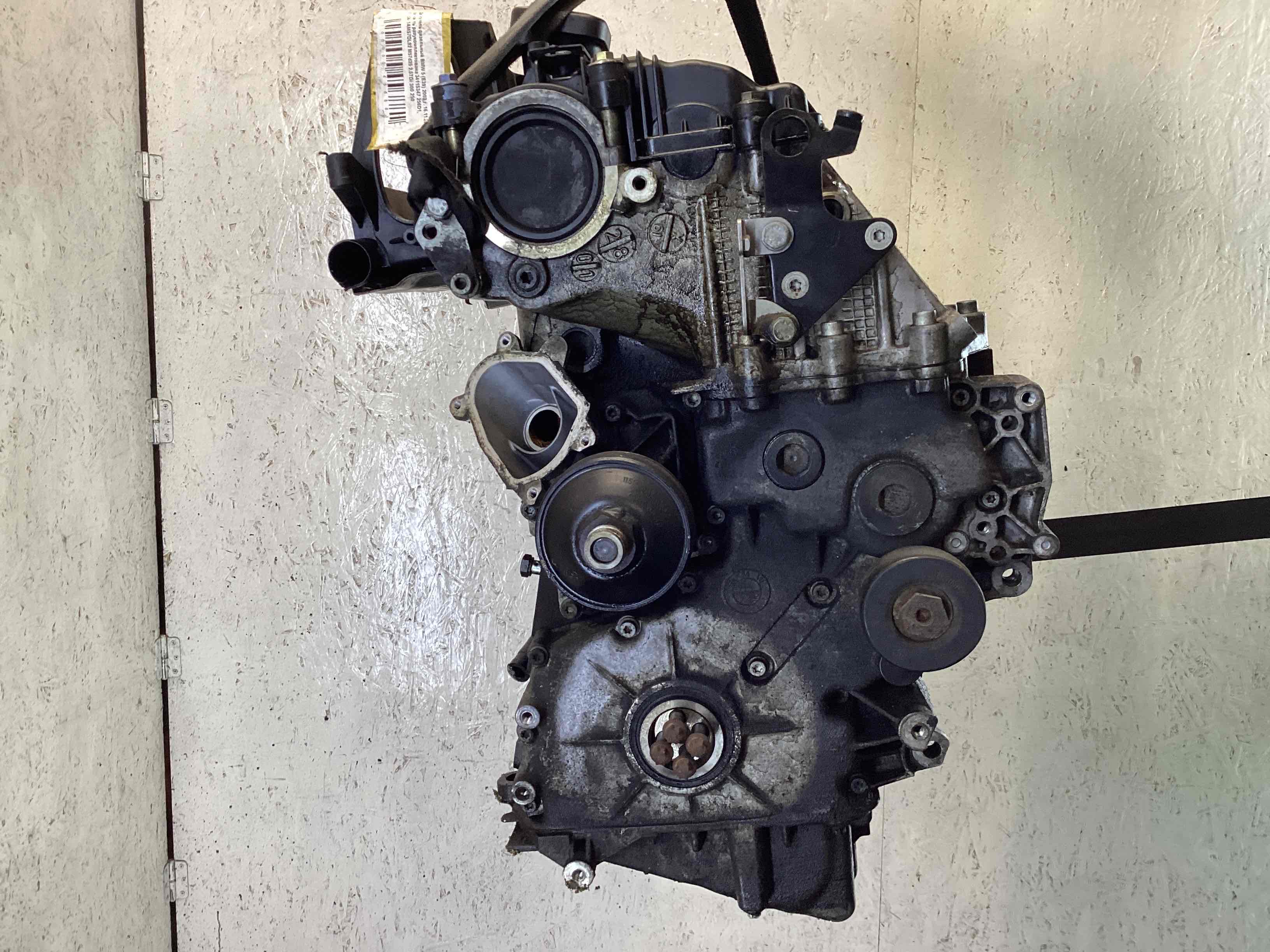 Двигатель  BMW 5-Series