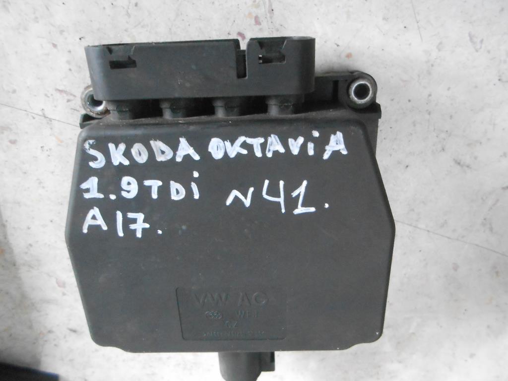 Клапан электромагнитный  Skoda Octavia