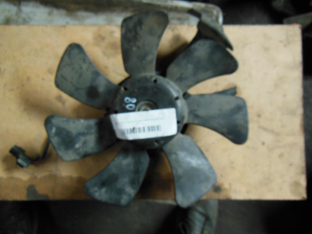 Вентилятор радиатора  Nissan Almera