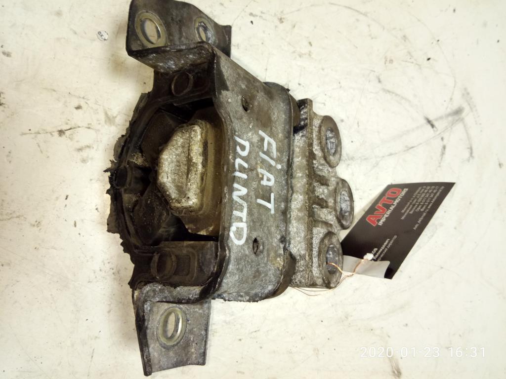 Подушка (опора) крепления двигателя Fiat Punto 1 (176) купить в России