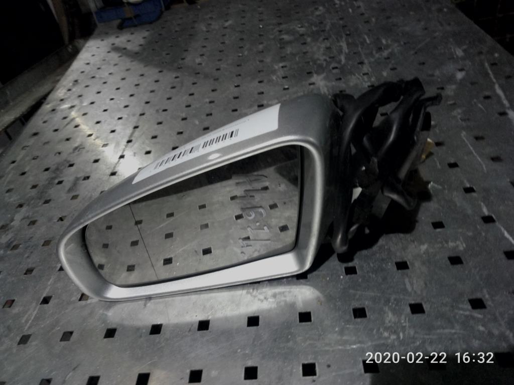 Зеркало боковое левое Audi A4 B7 купить в России
