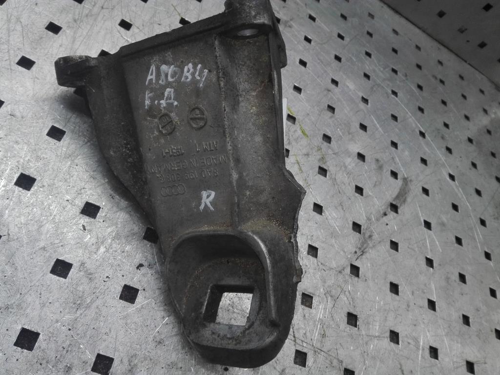 Кронштейн двигателя (лапа крепления) Audi 80 B4 купить в России