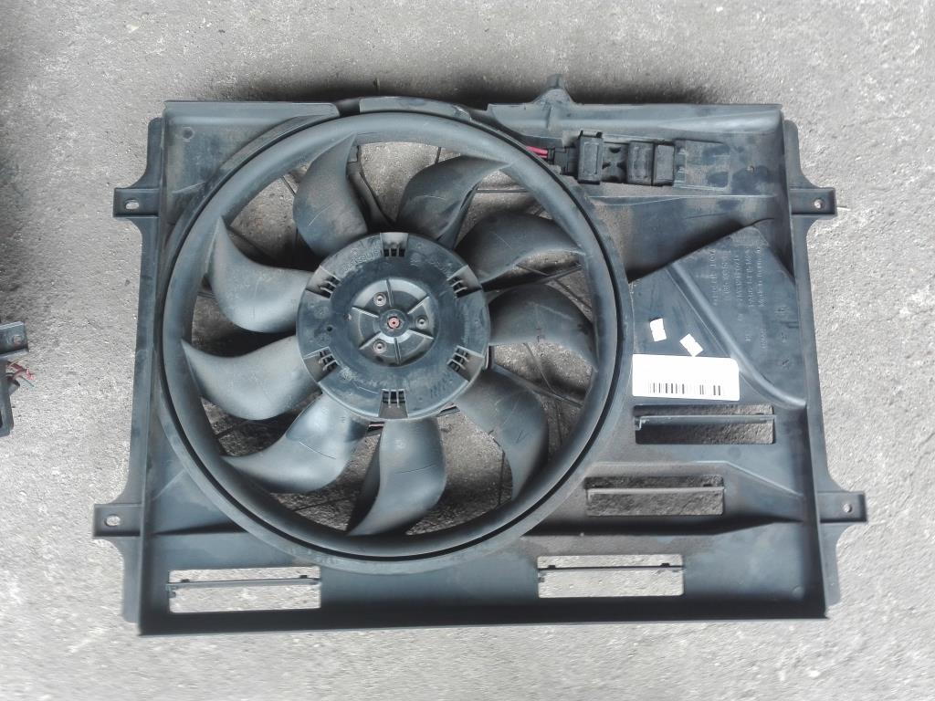 Диффузор вентилятора  Volkswagen Sharan