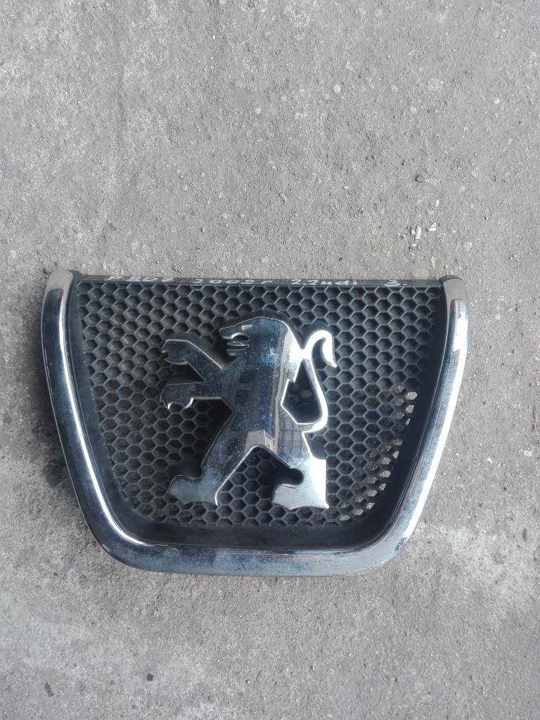 Эмблема (значок) Peugeot 807 купить в России