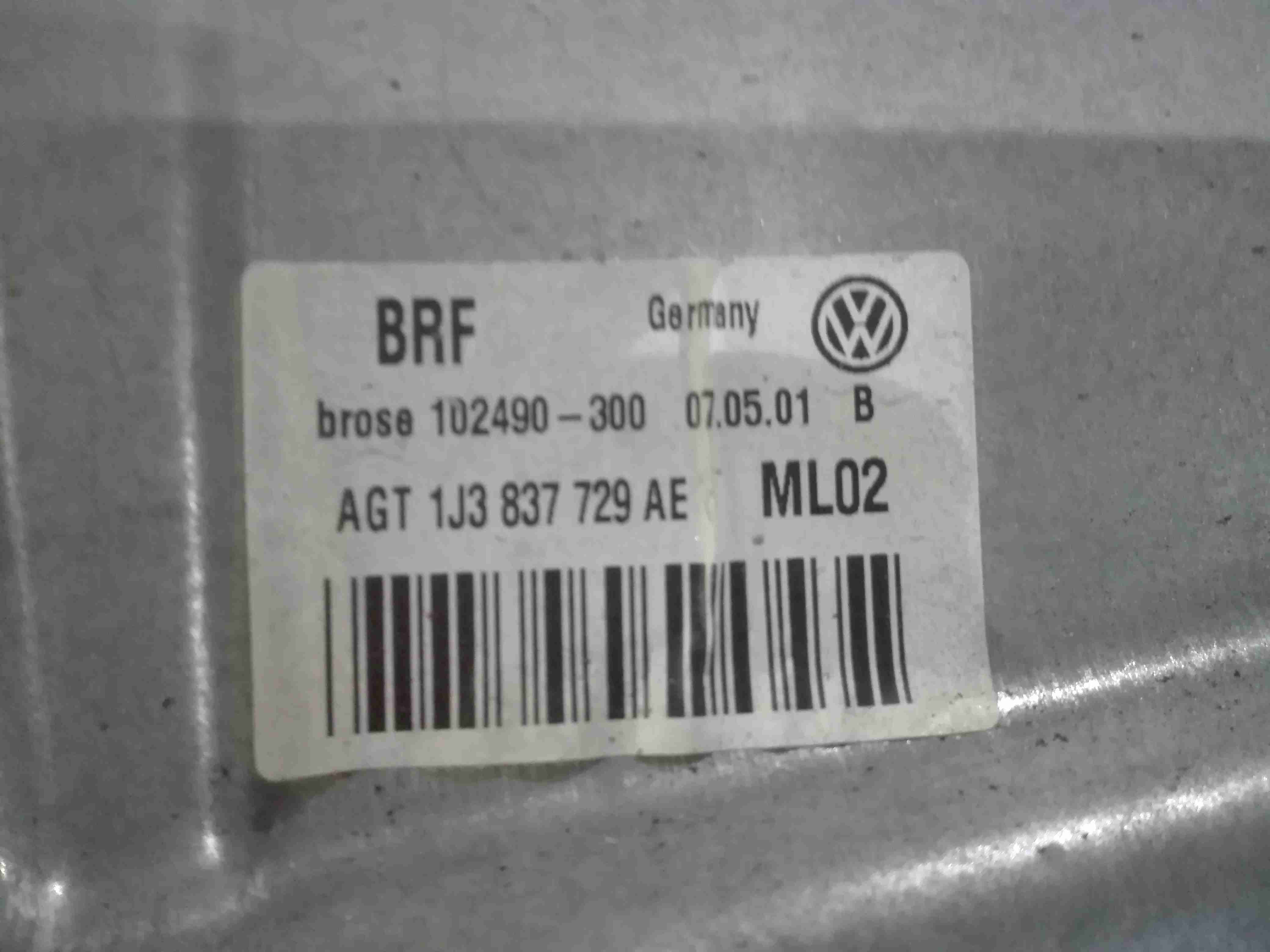Стеклоподъемник механический двери передней левой Volkswagen Golf 4 купить в России
