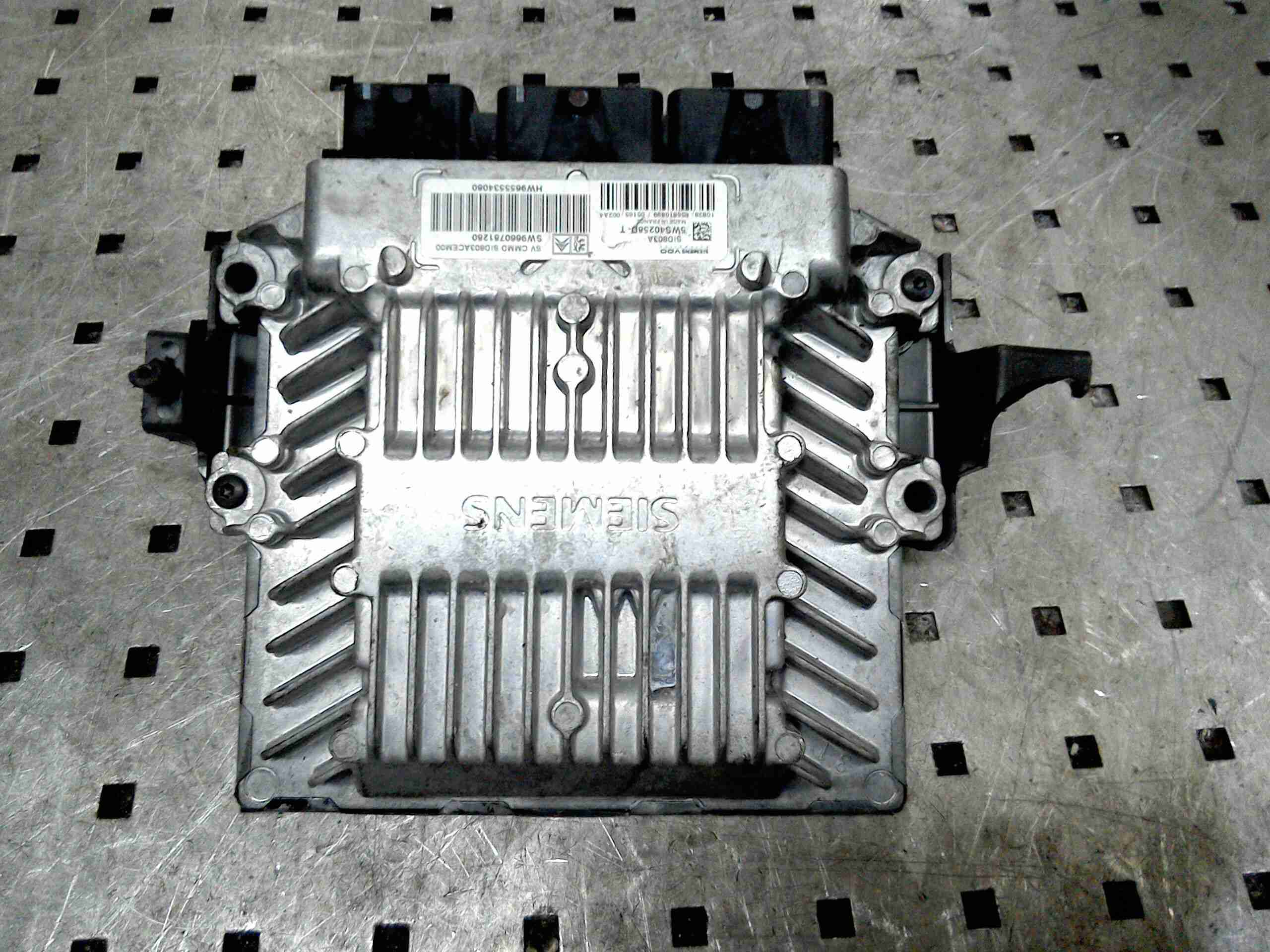 Блок управления двигателем  Citroen C5