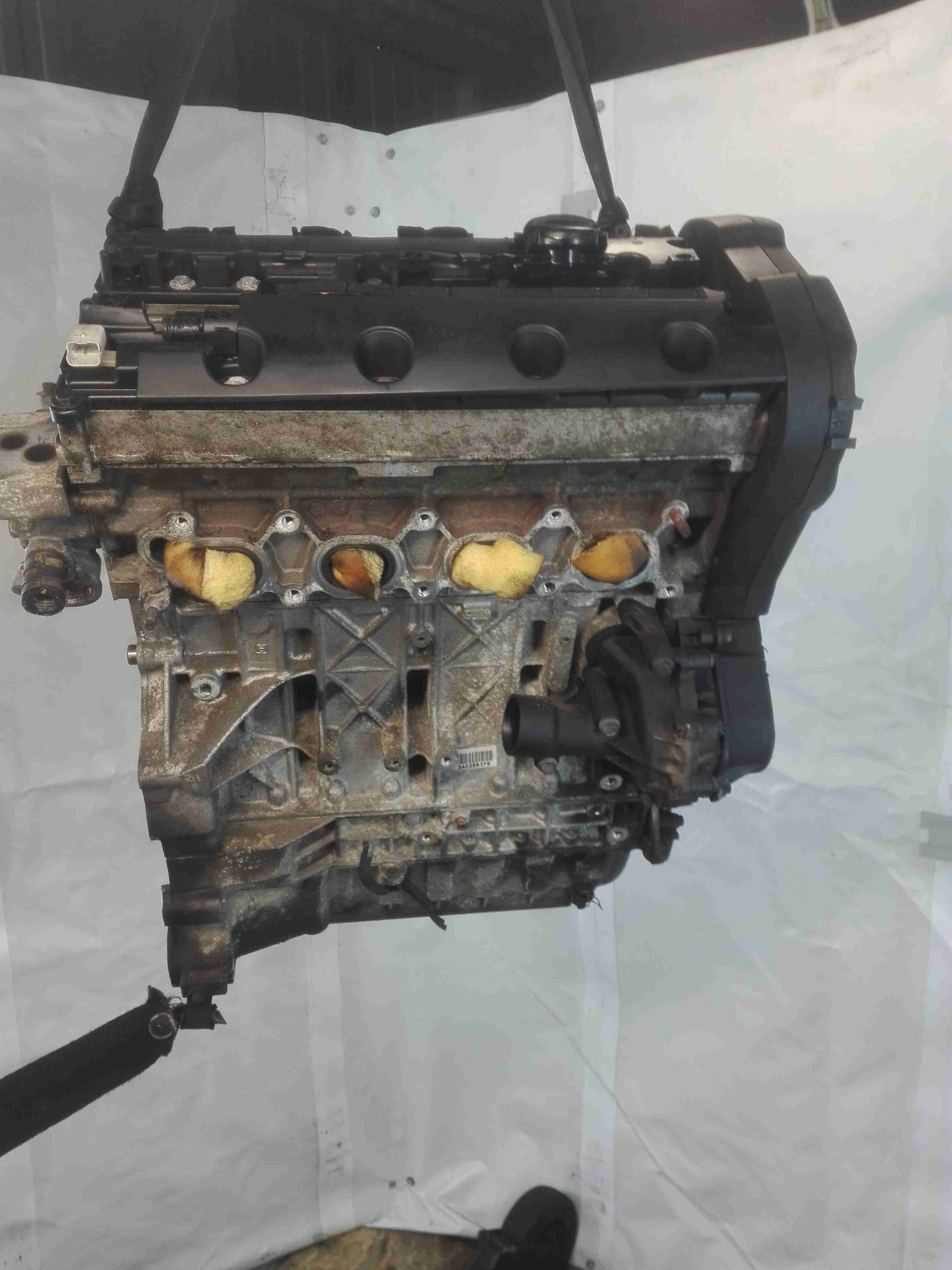 Двигатель (ДВС) Peugeot 406 купить в России