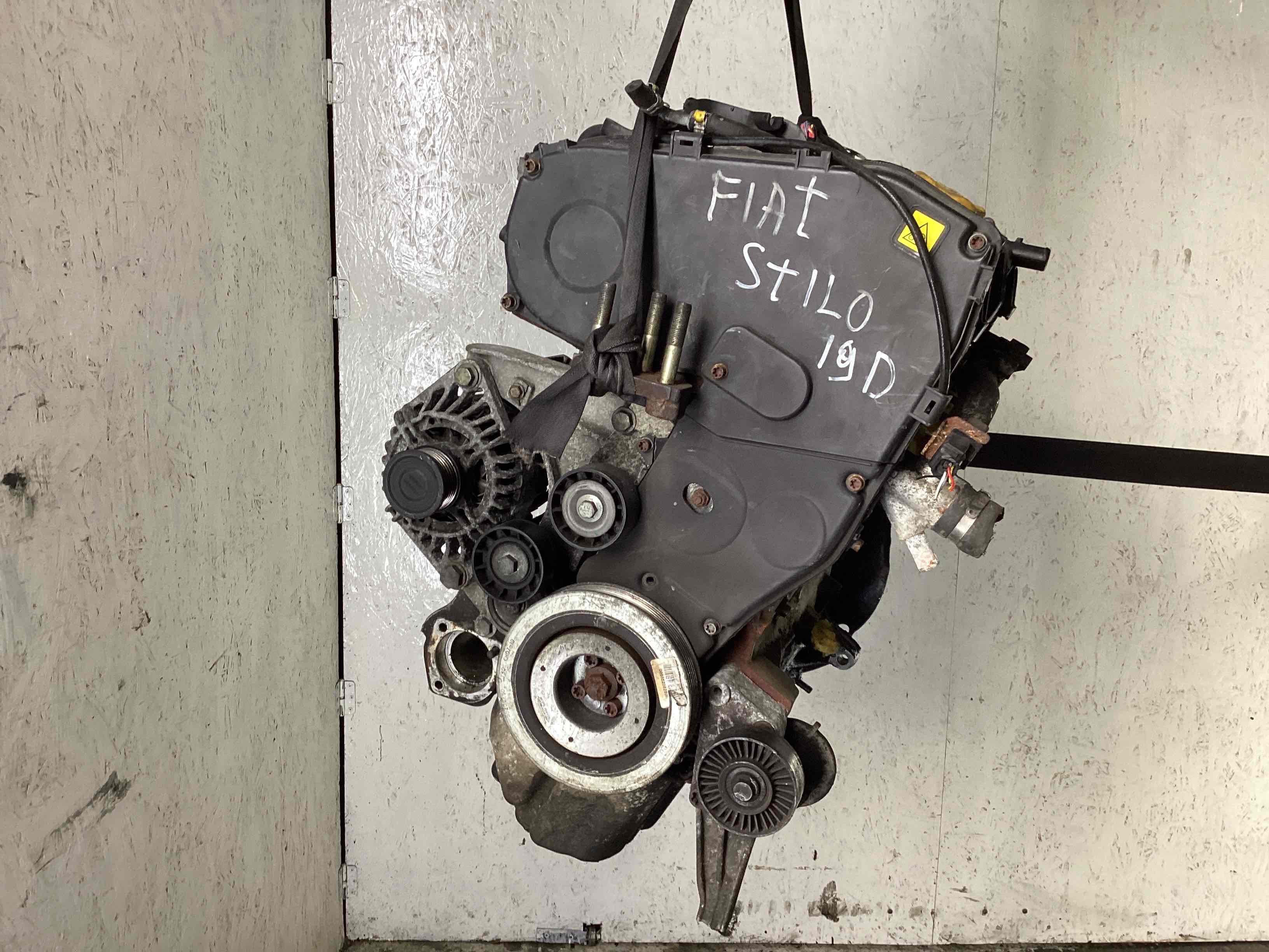 Двигатель (ДВС) Fiat Stilo (192) купить в России