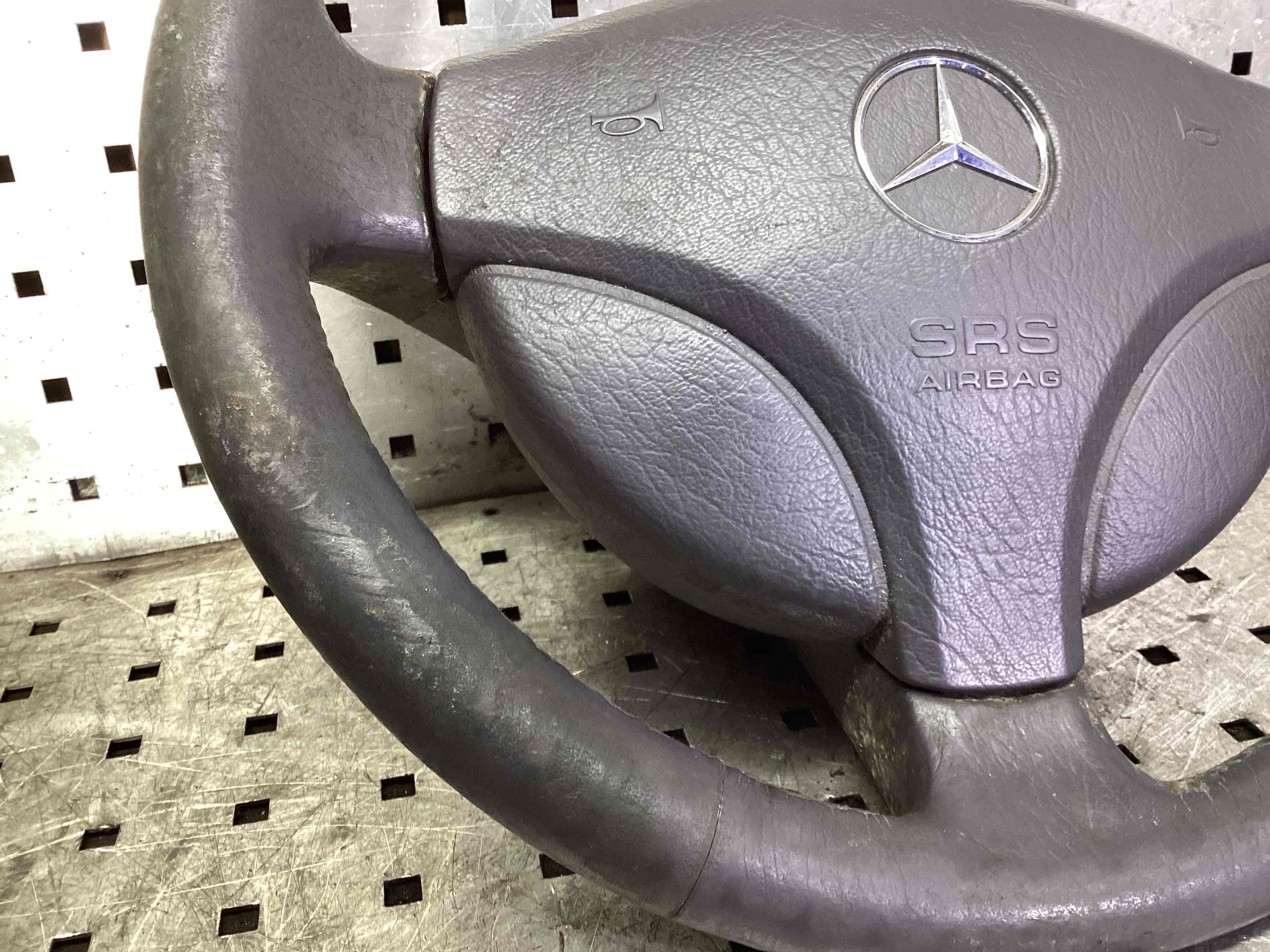 Руль Mercedes A-Class (W168) купить в России