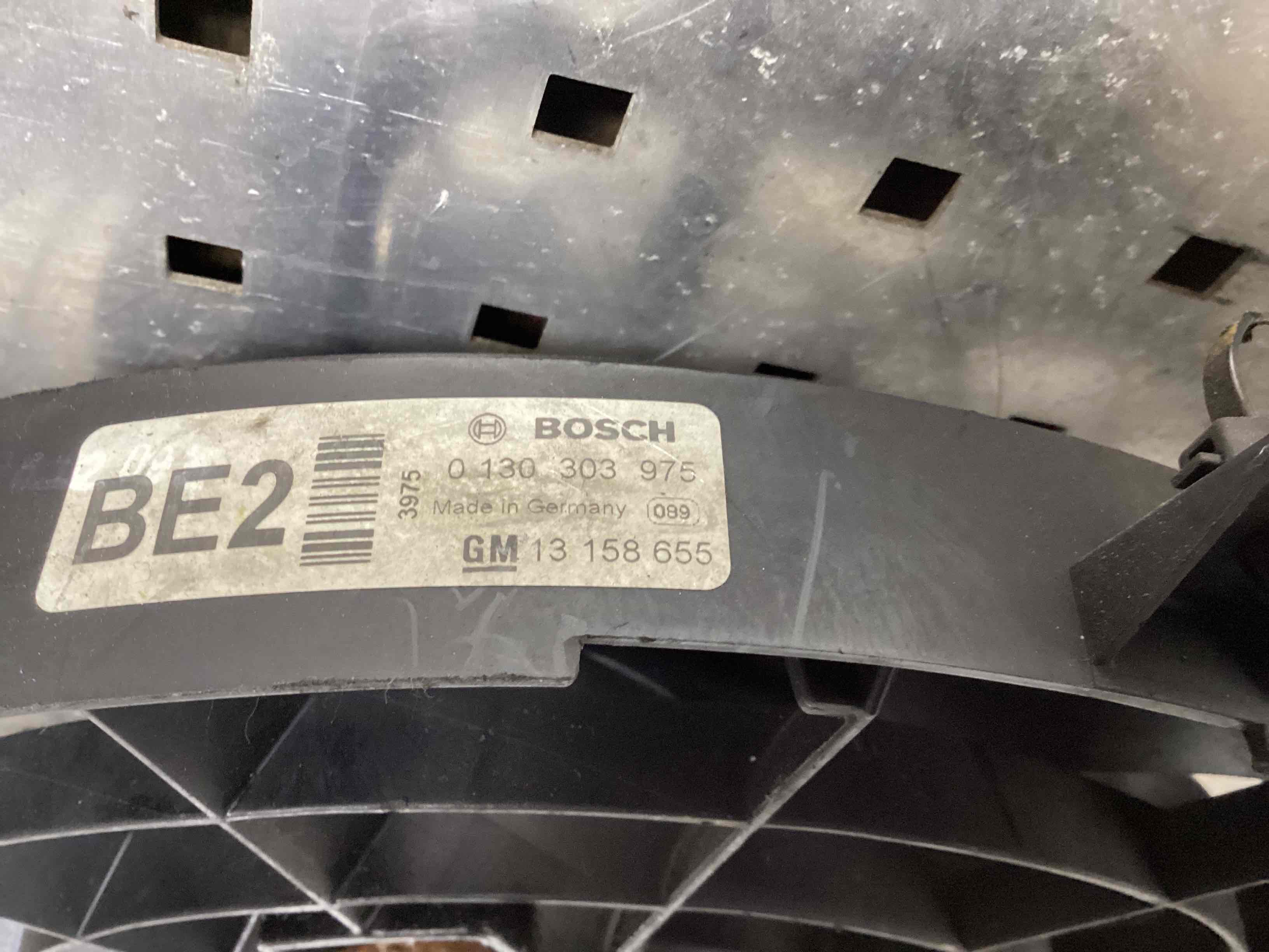 Вентилятор радиатора кондиционера Opel Zafira B купить в России