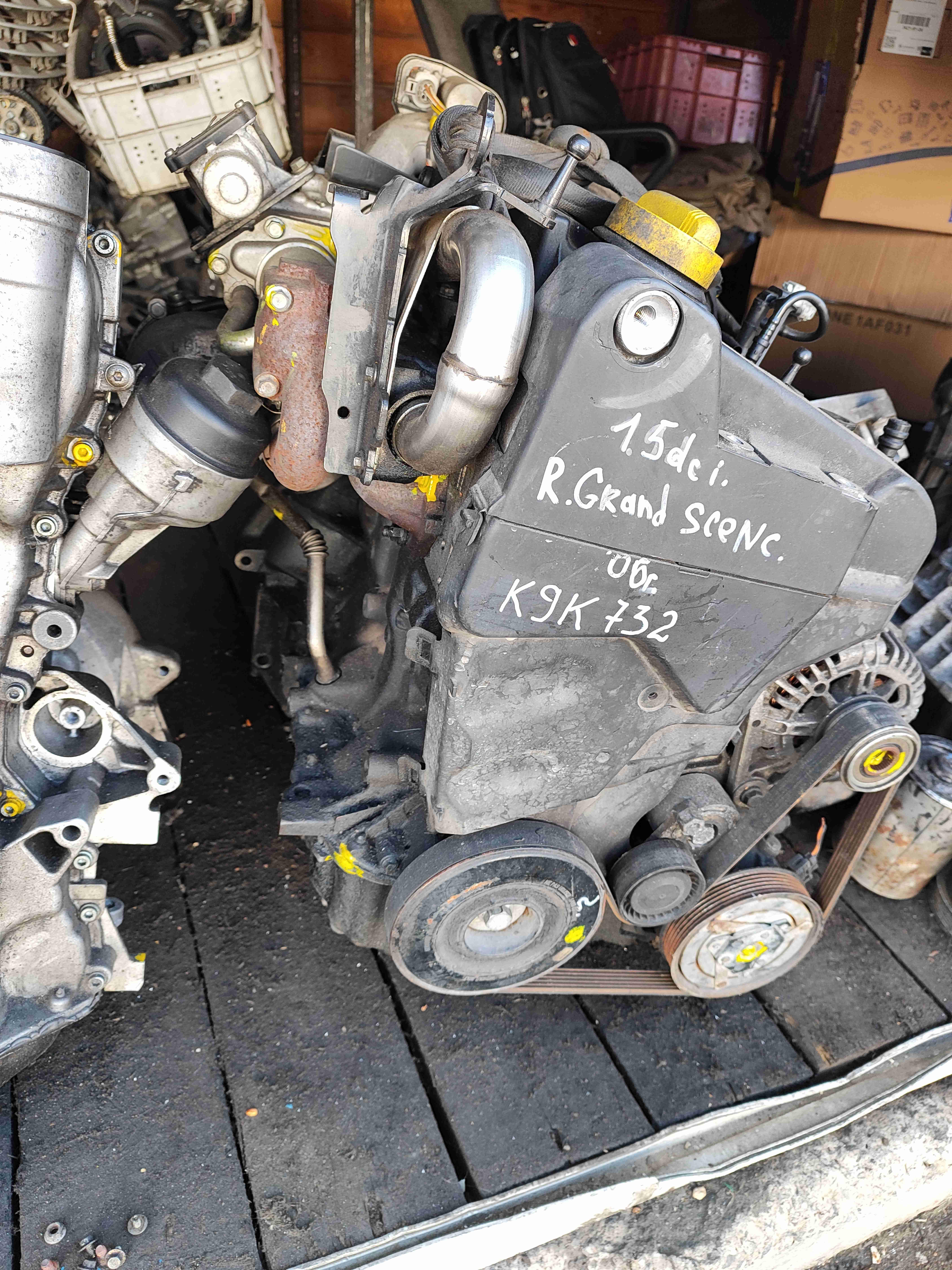 Двигатель (ДВС) Renault Scenic 2 купить в России
