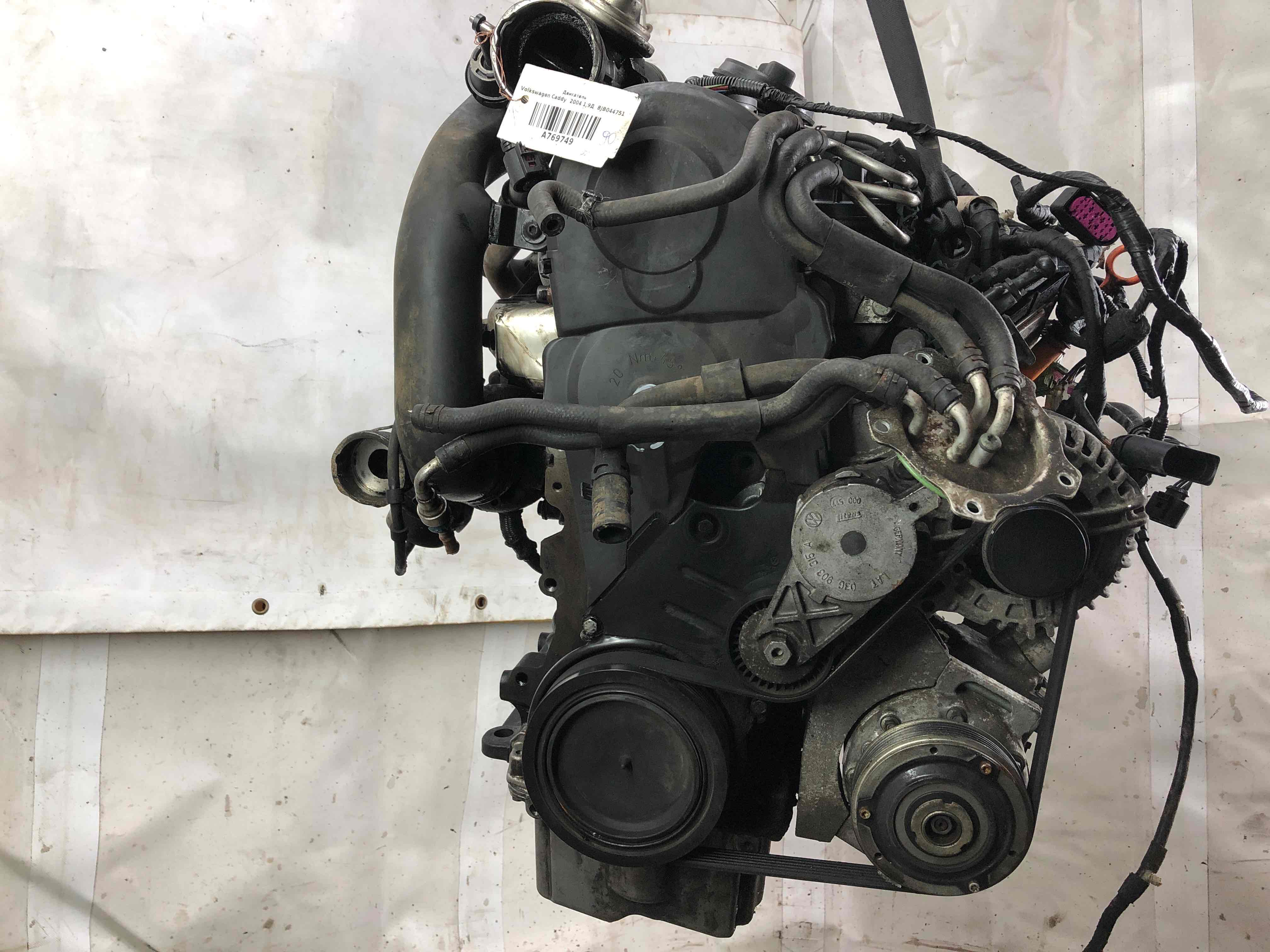 Двигатель (ДВС) Volkswagen Caddy 3 купить в России