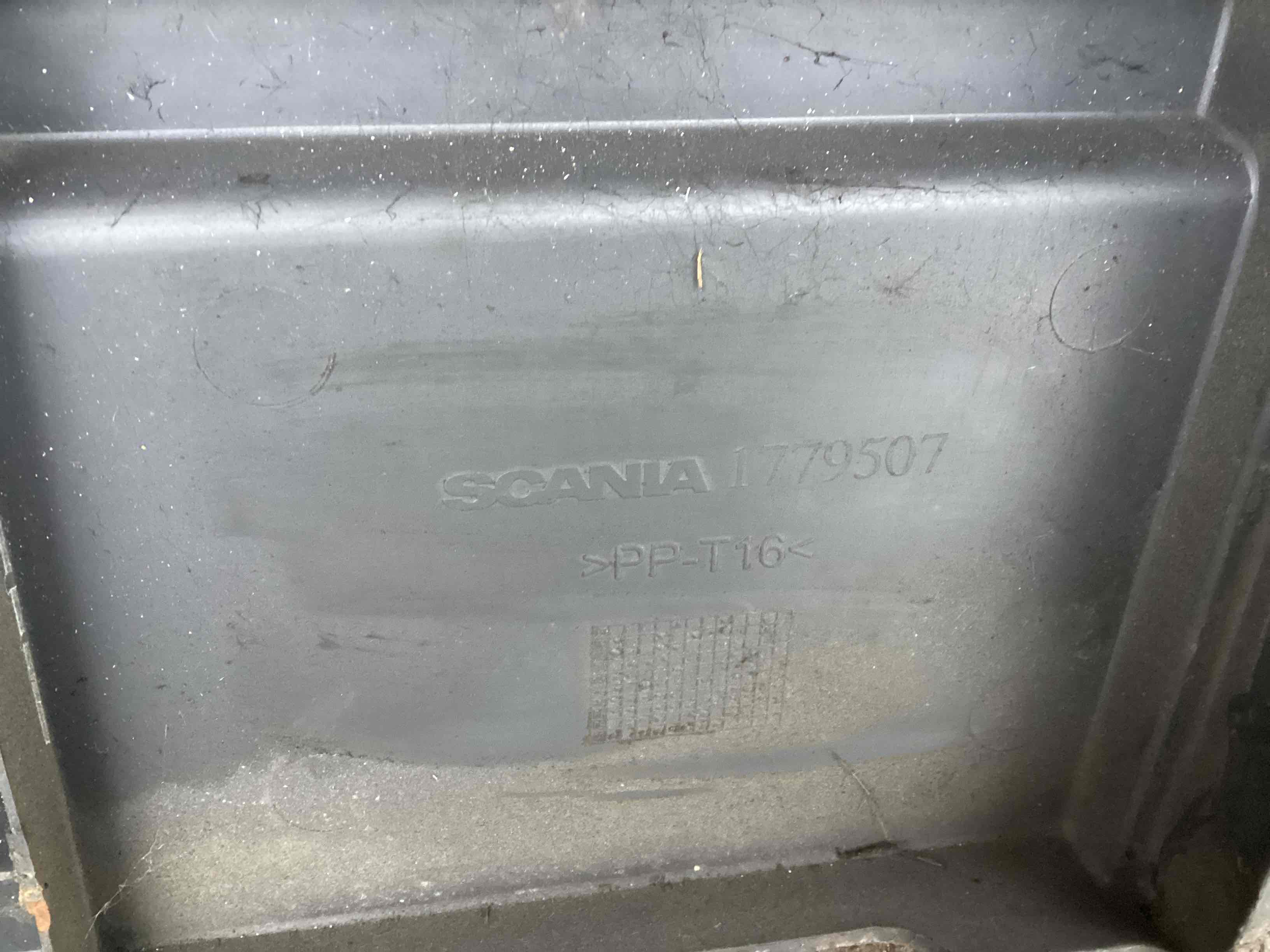 Крышка (дверь) багажника Scania P-Series  купить в России