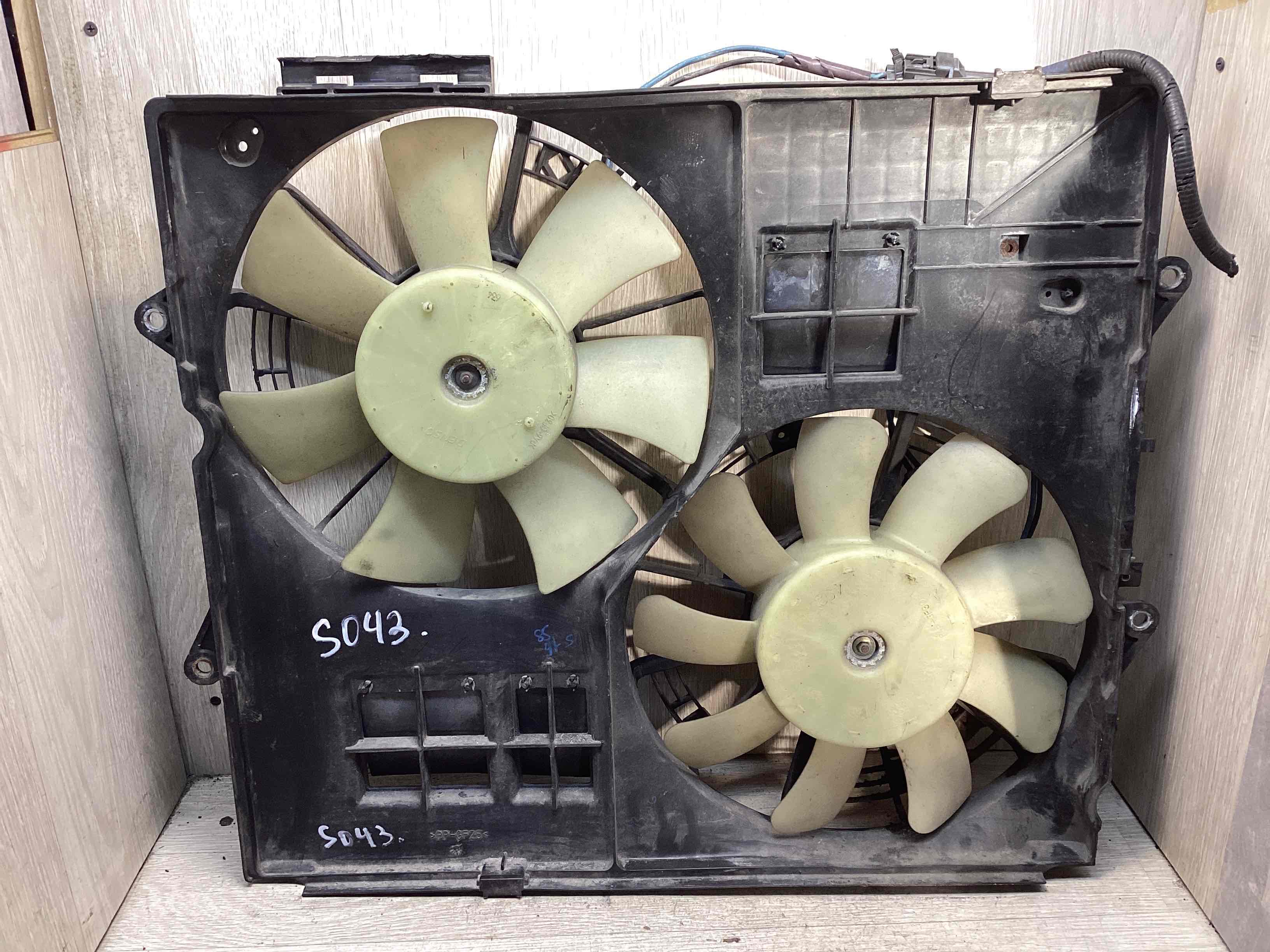 Вентилятор радиатора  Cadillac STS