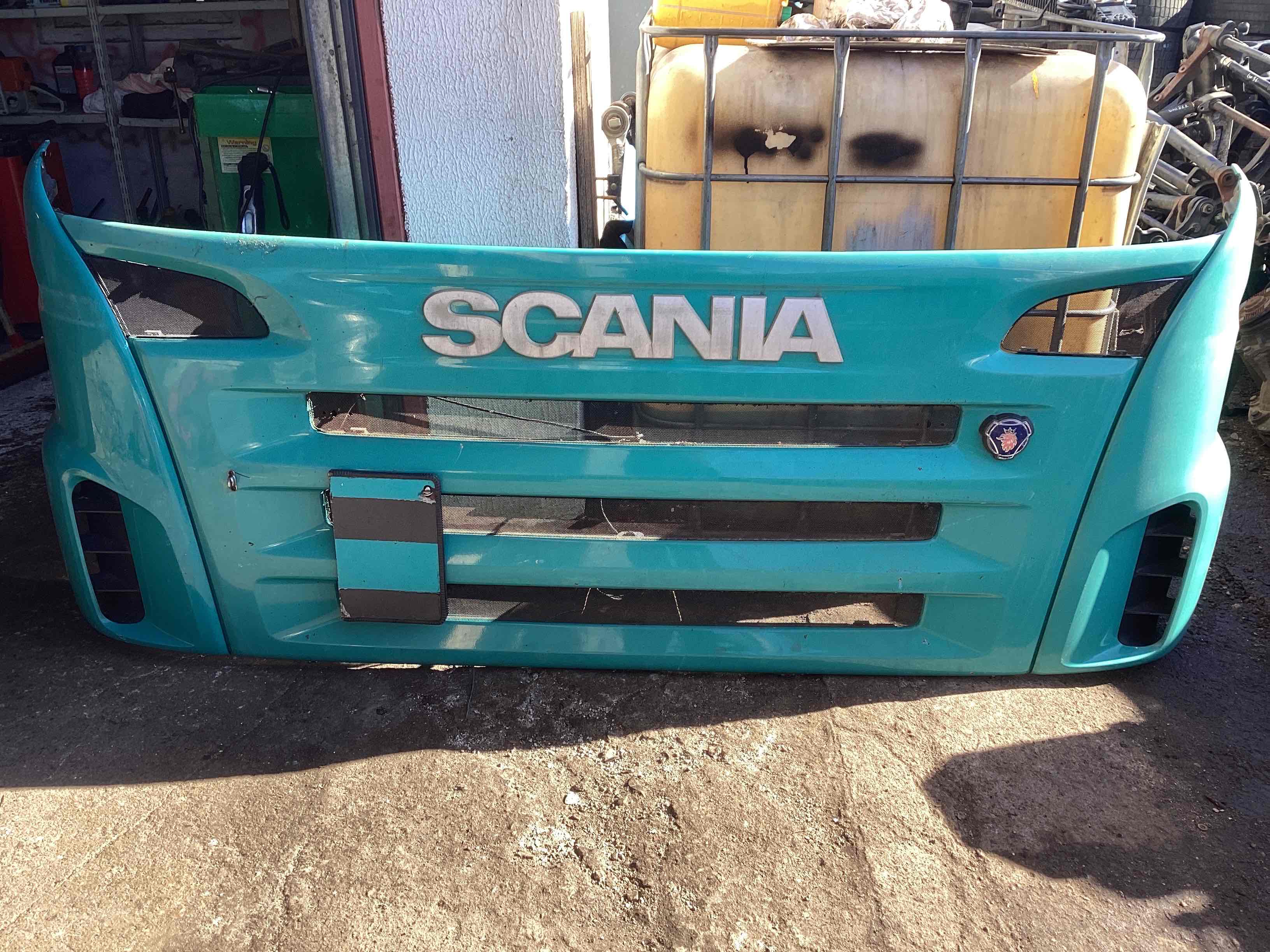 Капот  Scania R-series