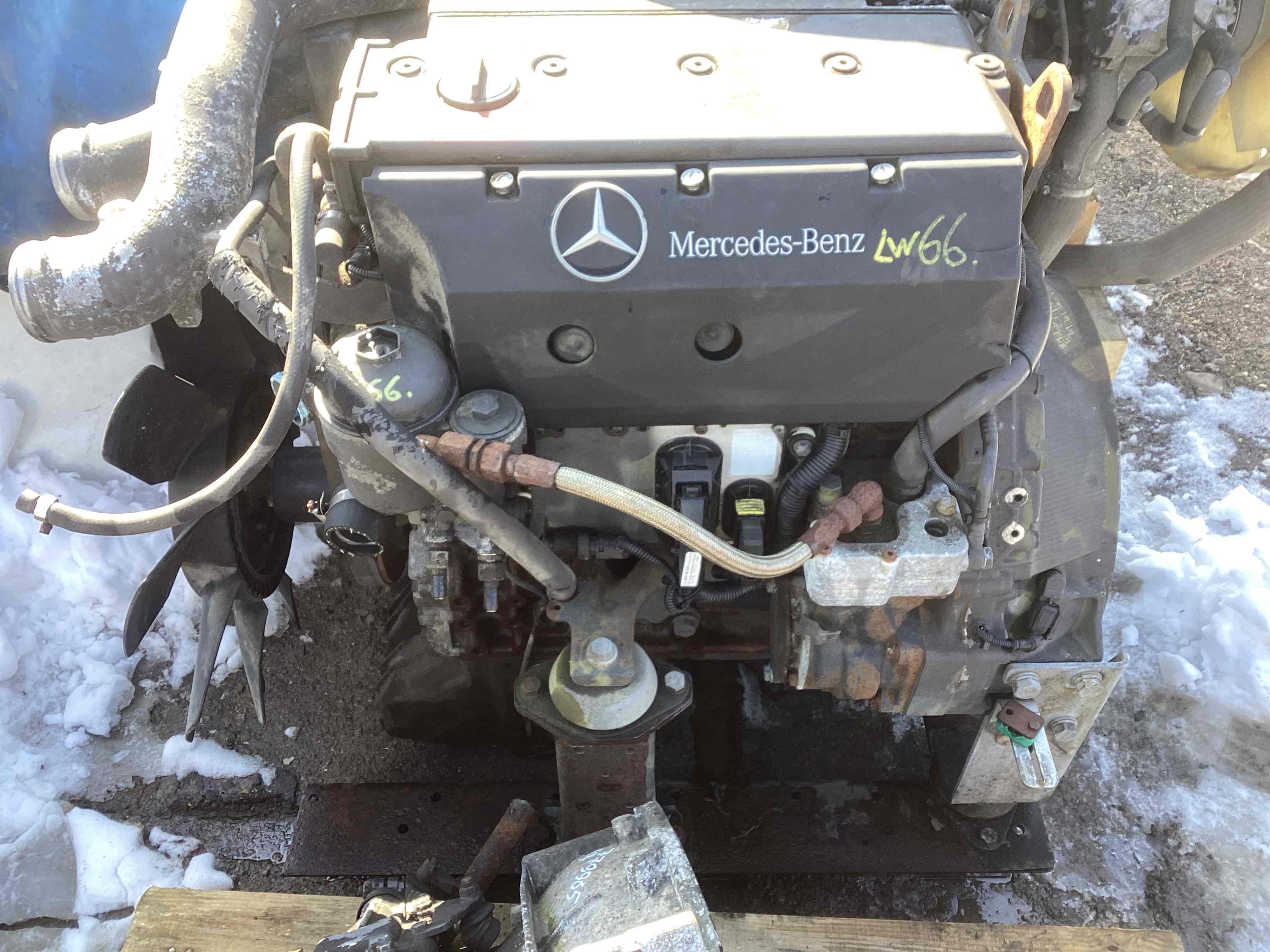 Двигатель  Mercedes Atego