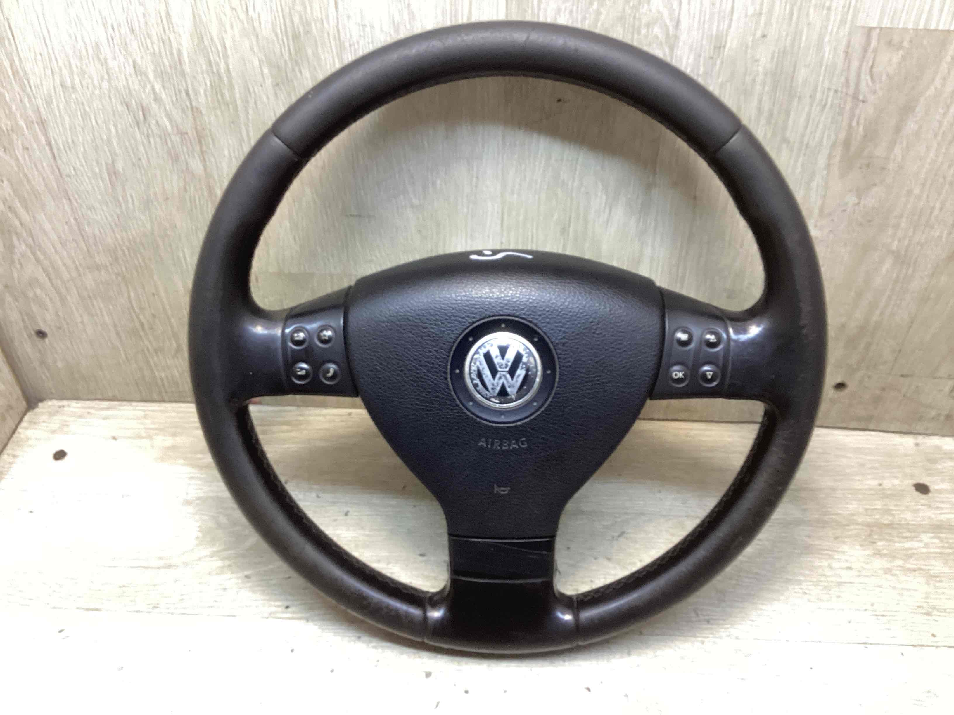 Руль  Volkswagen Passat