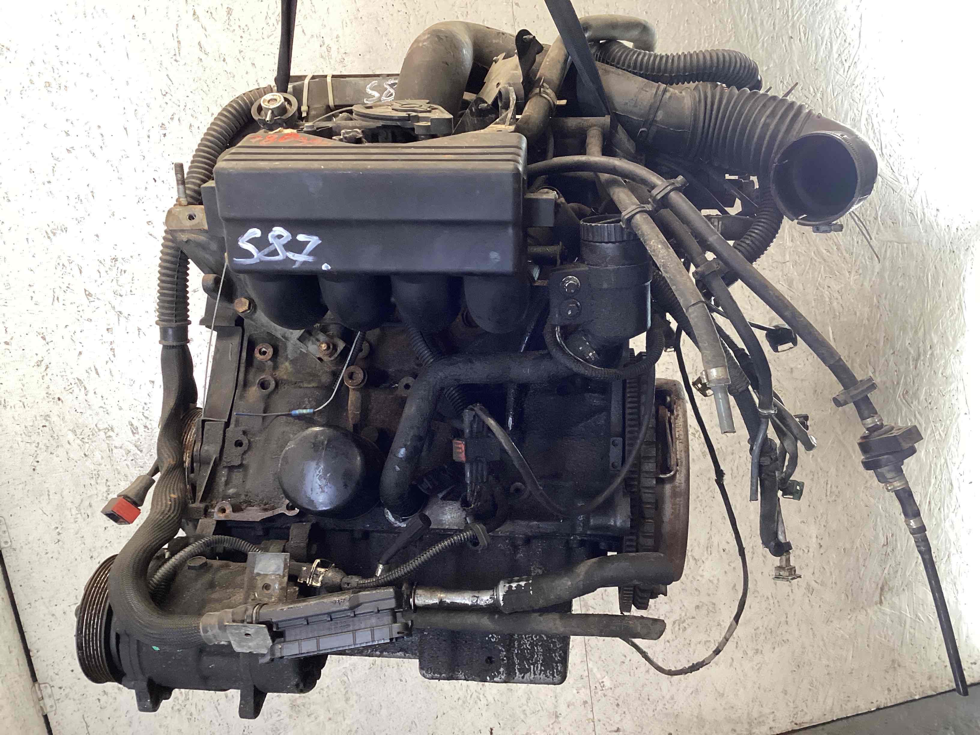 Двигатель  Peugeot 806
