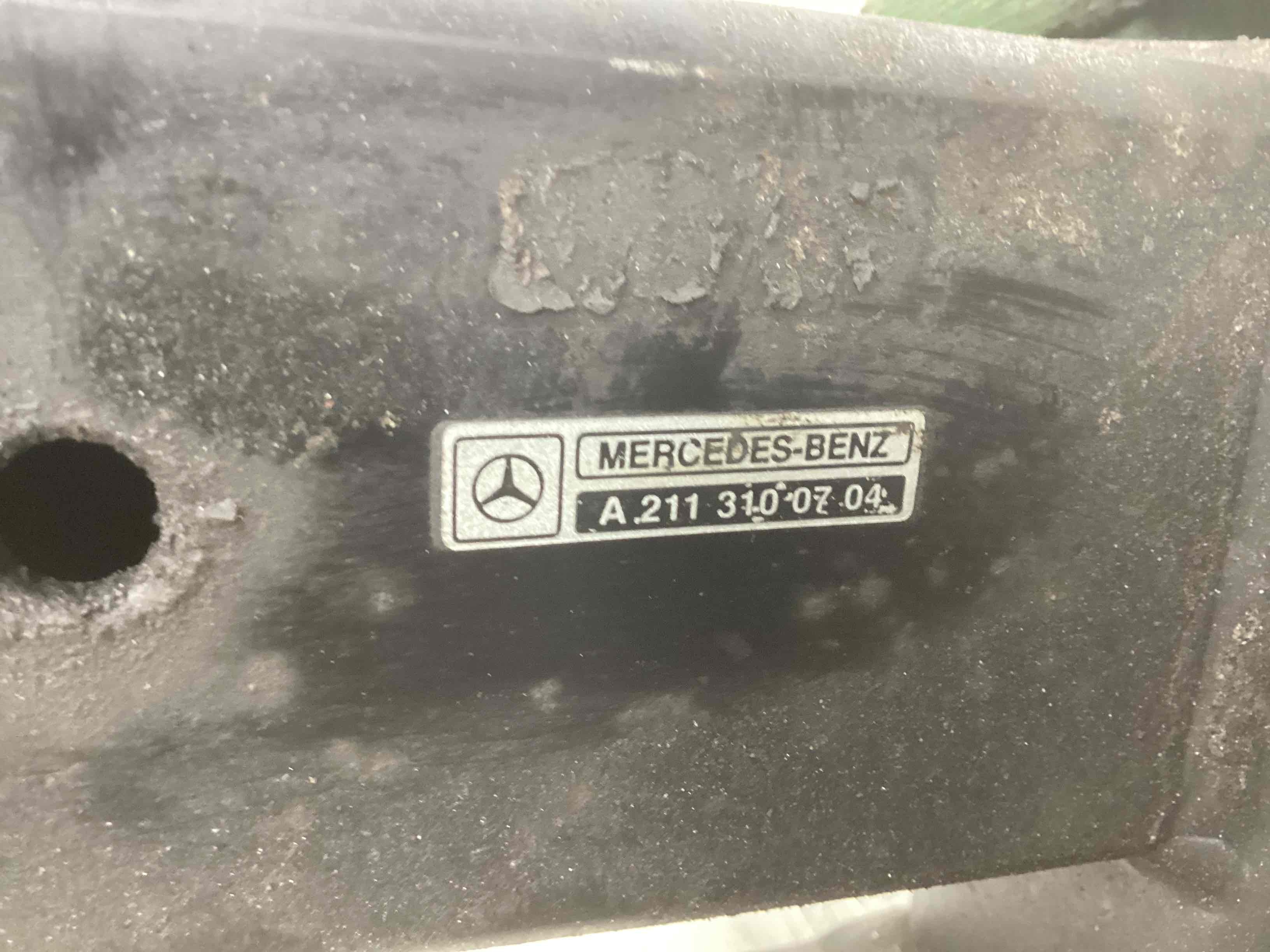 Фаркоп (прицепное устройство) Mercedes E-Class (W211) купить в России