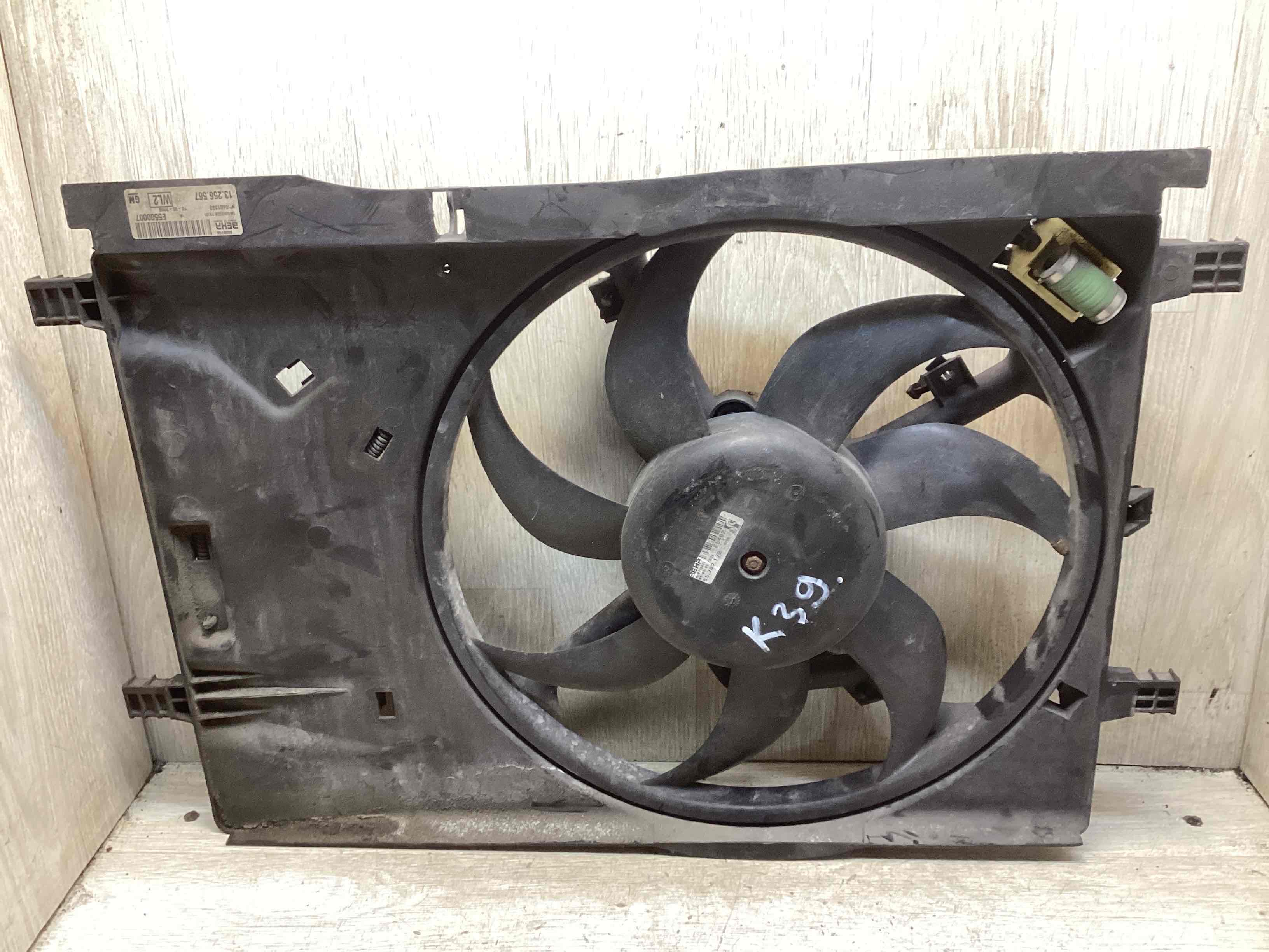 Вентилятор радиатора  Opel Corsa