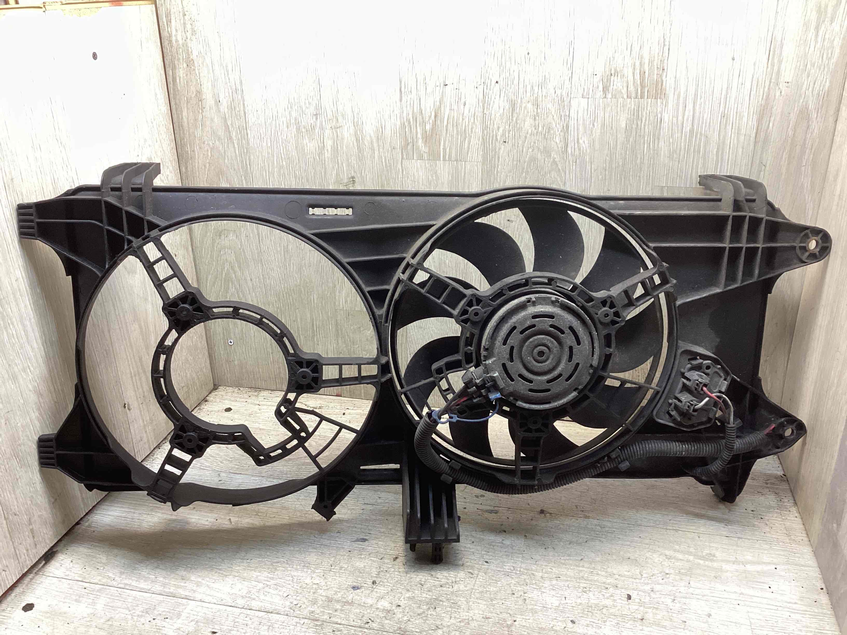 Вентилятор радиатора основного Fiat Doblo 1 (223) купить в Беларуси