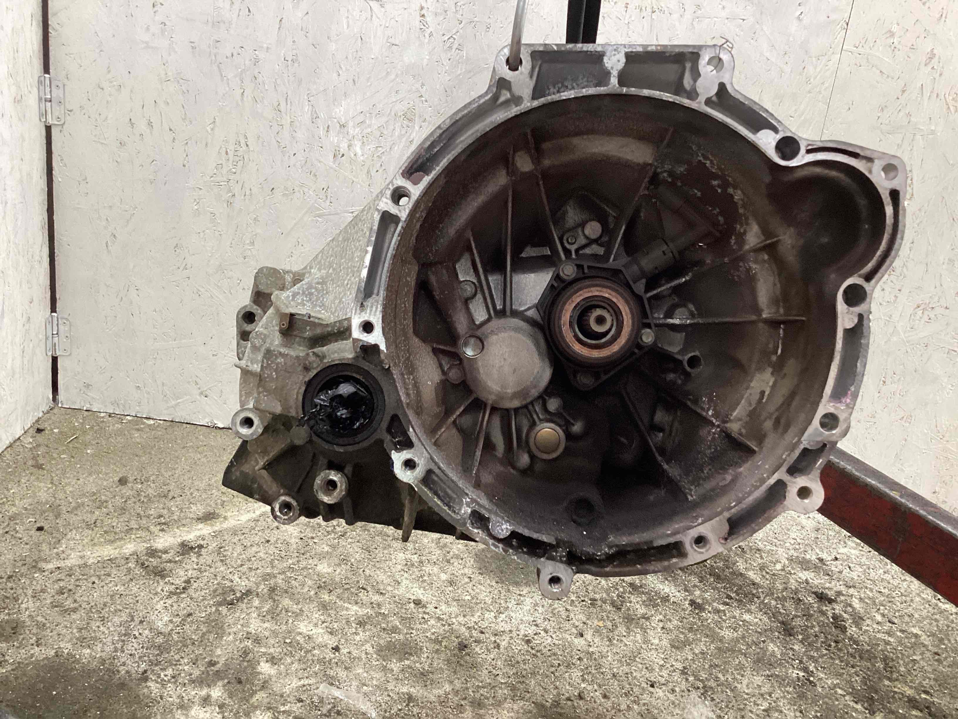 Б у коробки форд. 2 4wd. Б у коробки форд. Ford 1 352 827. Cpd(5s) кпп ауди.