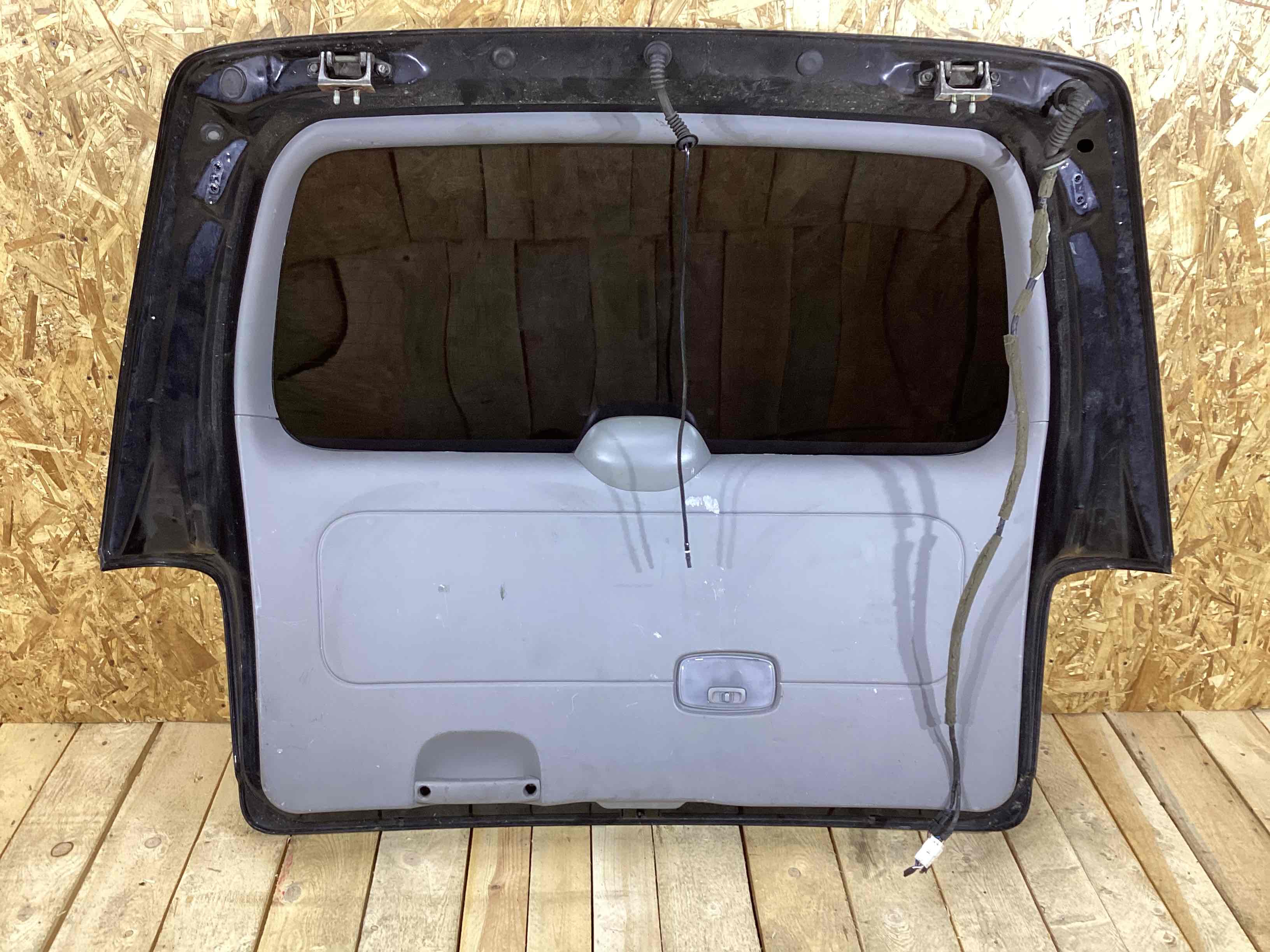 Крышка (дверь) багажника Kia Carnival (Sedona) 1 купить в России
