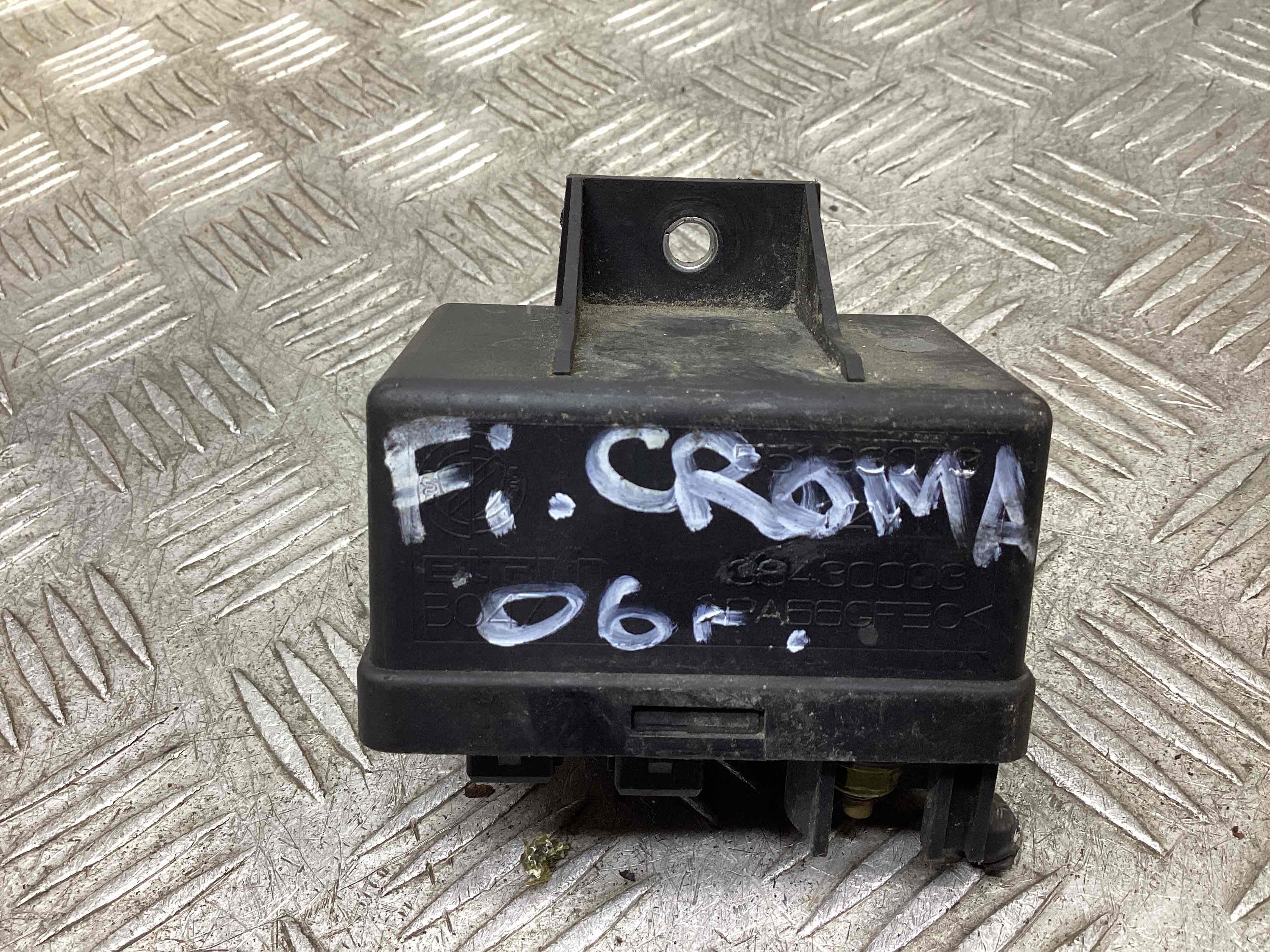 Реле свечей накала Fiat Croma 2 (194) купить в России