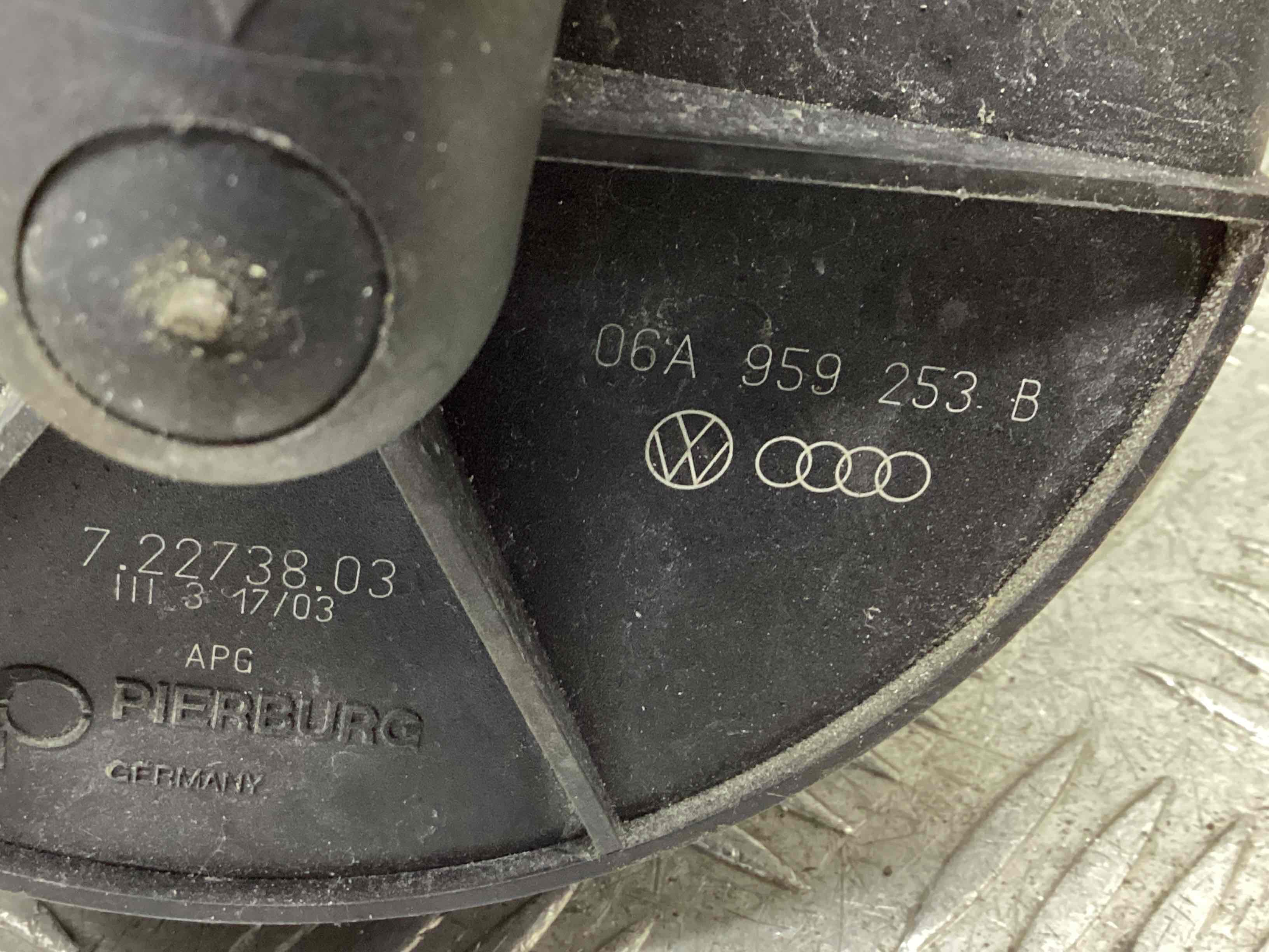 Насос продувки катализатора Audi A6 C5 купить в России