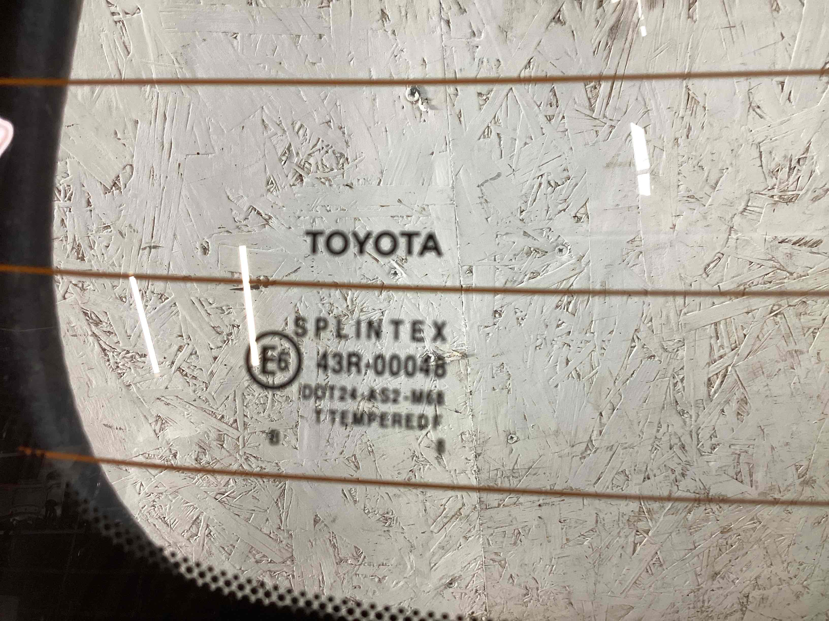 Моторчик стеклоочистителя задний Toyota Avensis 1 (T220) купить в Беларуси
