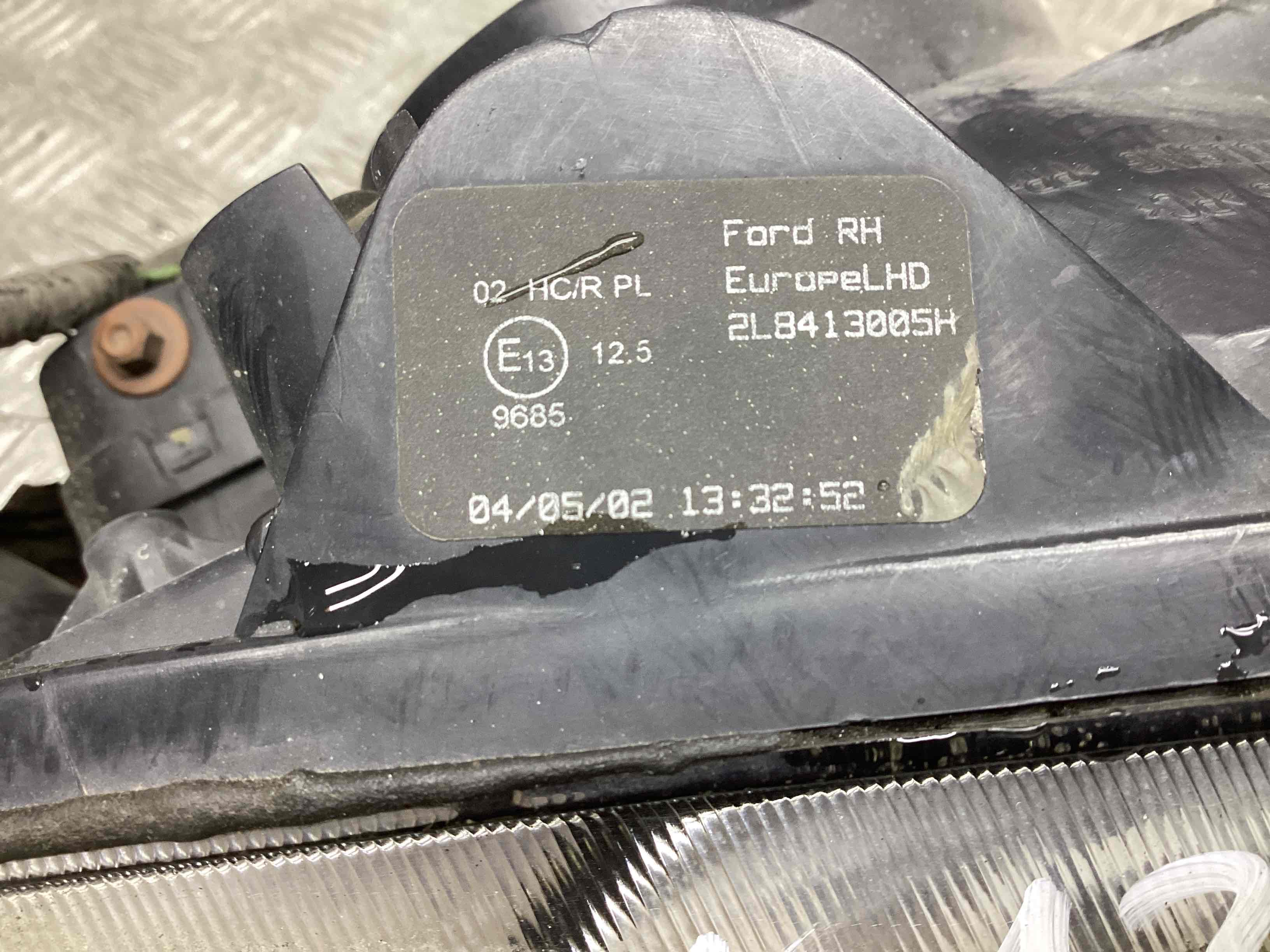 Фара передняя правая Ford Maverick 2 купить в Беларуси
