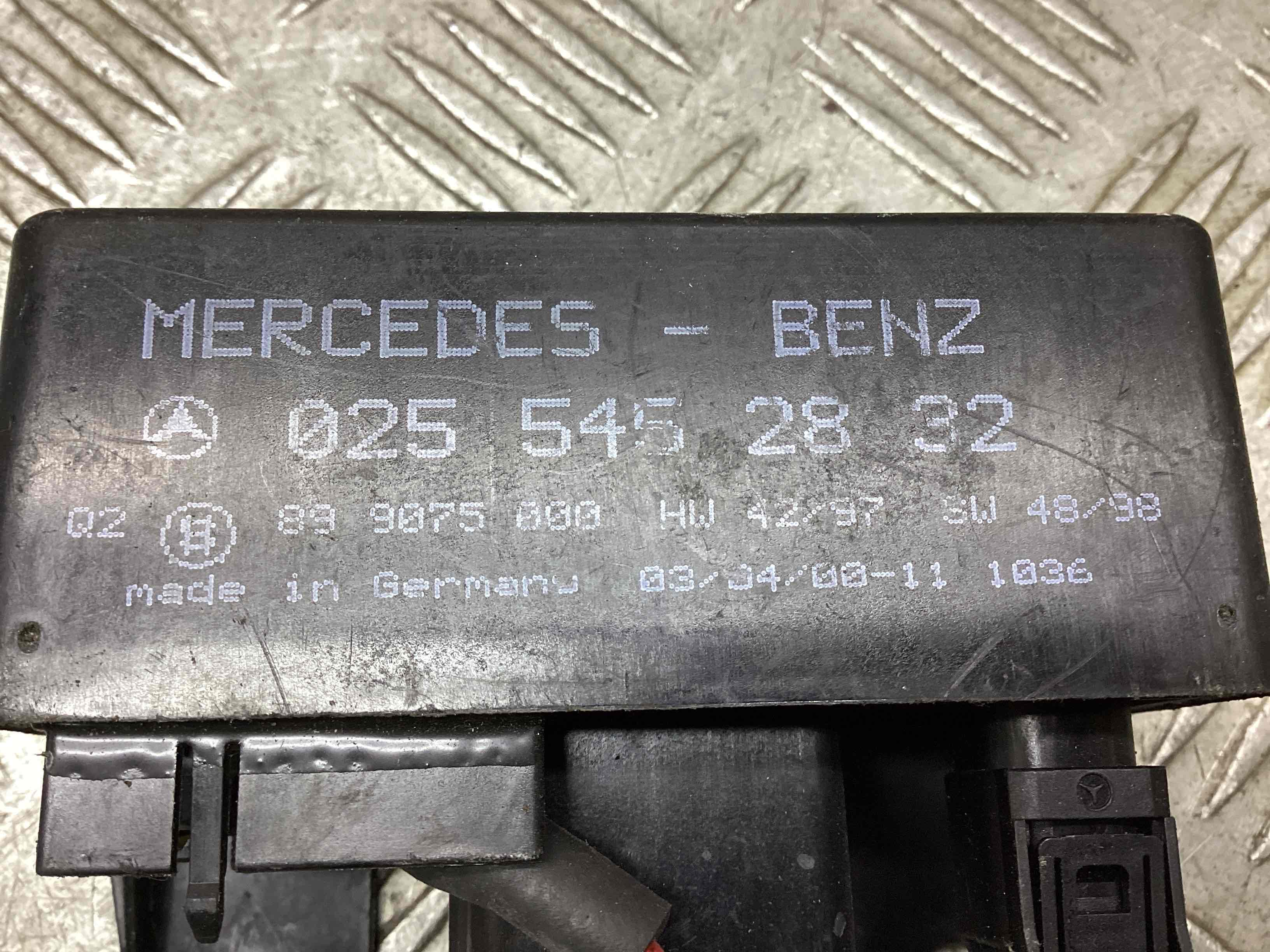 Реле свечей накала Mercedes A-Class (W168) купить в Беларуси