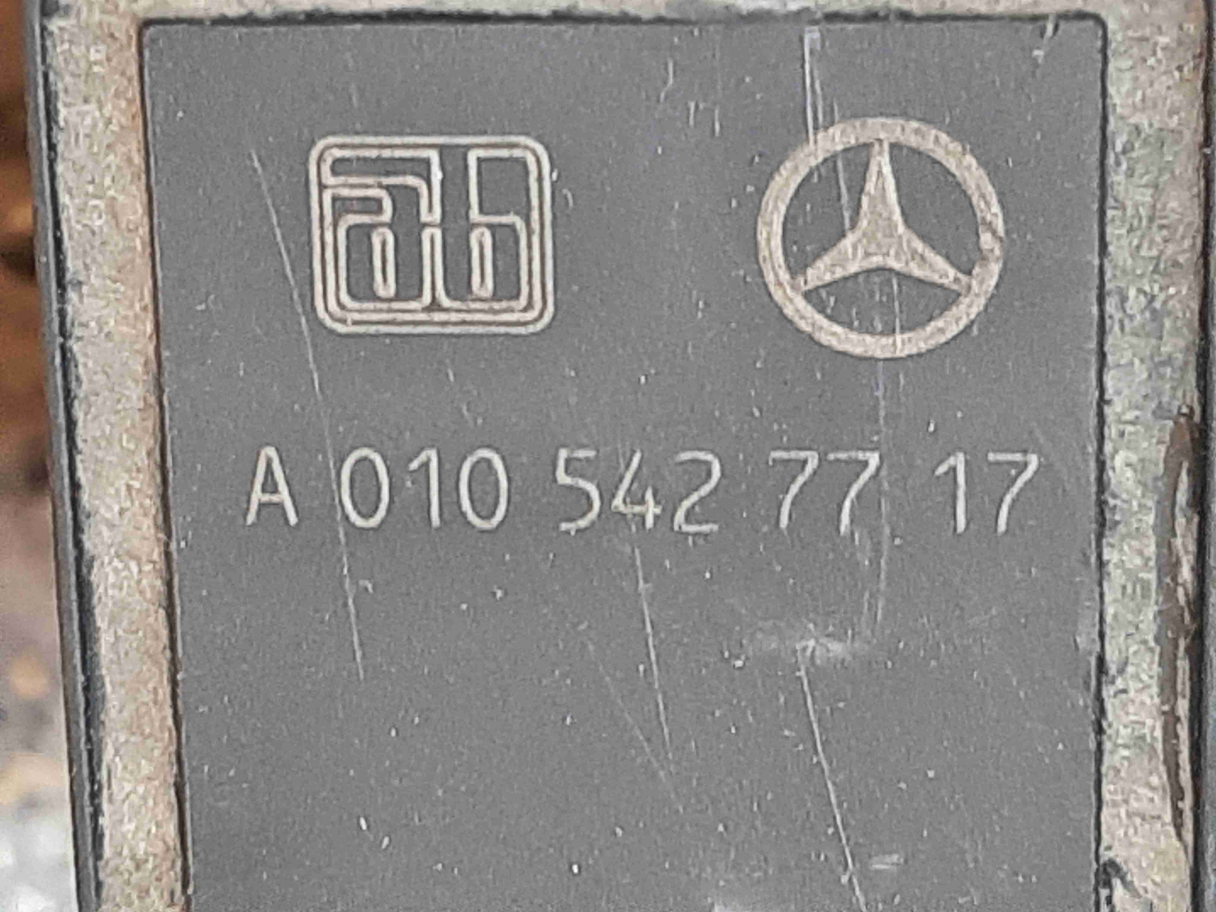 Датчик дорожного просвета Mercedes E-Class (W211) купить в Беларуси