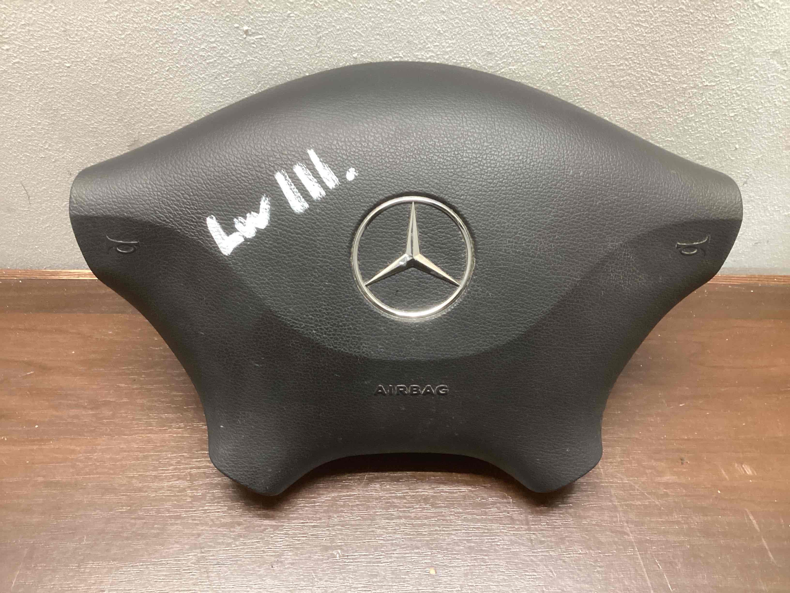 Подушка безопасности водителя  Mercedes Sprinter