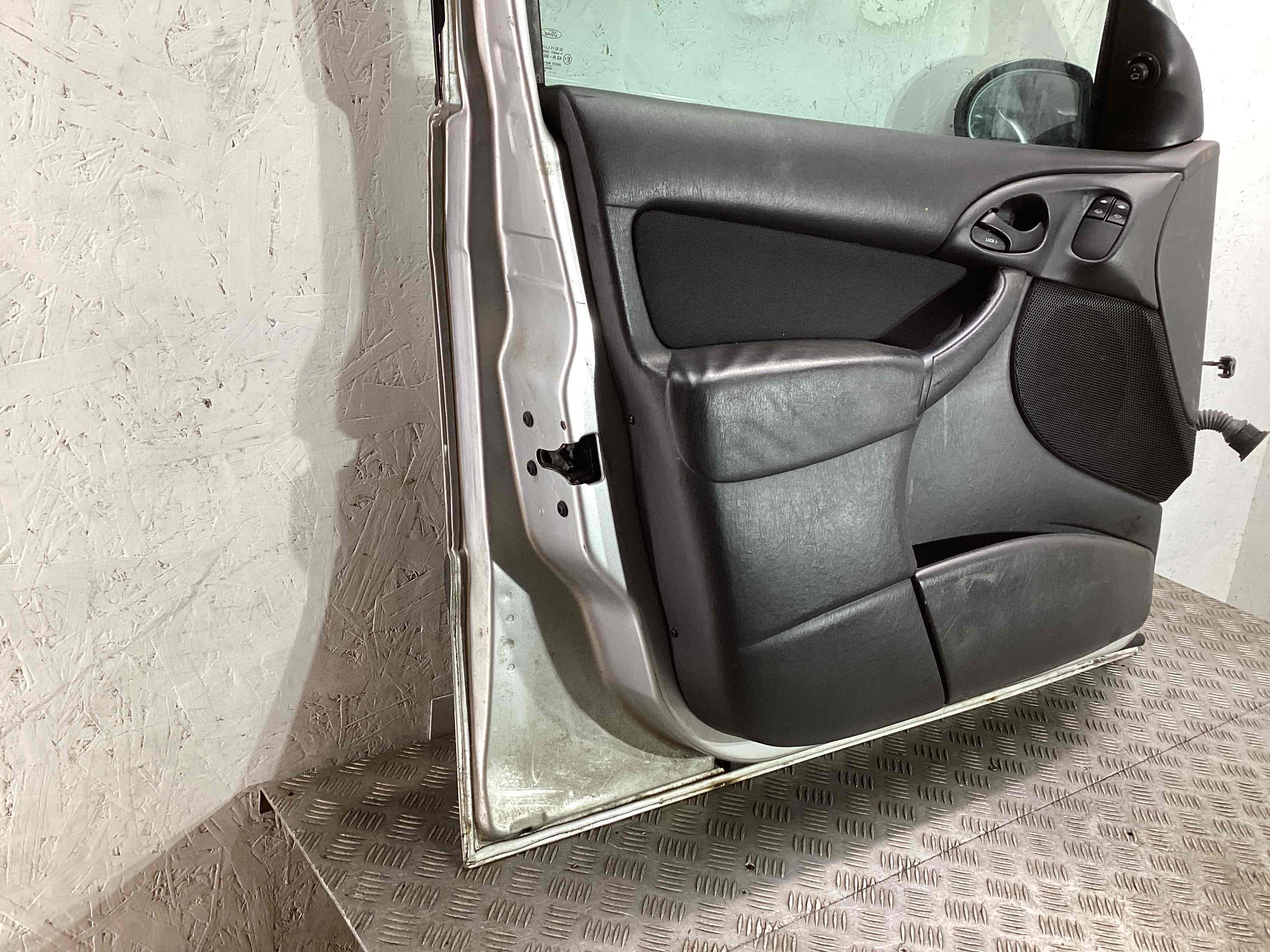 Зеркало боковое левое Ford Focus 1 купить в Беларуси