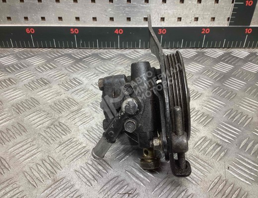 Насос гидроусилителя руля Nissan Almera I (N15) 1995-2000  Nissan Almera Almera I (N15) 1995-2000