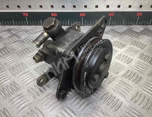 Насос гидроусилителя руля Mercedes МВ100 (W631) 1981-1996  Mercedes 100 МВ100 (W631) 1981-1996