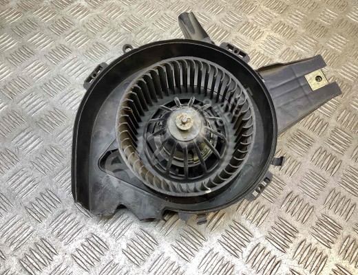 Моторчик печки Renault Laguna I (X56) 1993-2001  Renault Laguna Laguna I (X56) 1993-2001