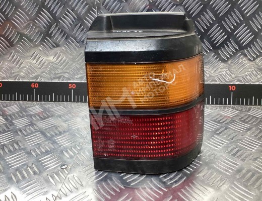 Фонарь задний правый Volkswagen Passat B3 1988-1993  Volkswagen Passat Passat B3 1988-1993