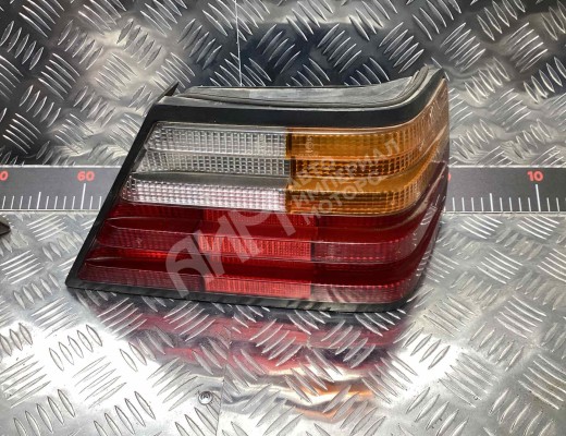 Фонарь задний правый Mercedes E (W124) 1985-1996  Mercedes E E (W124) 1985-1996
