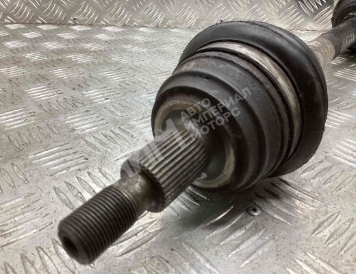 Полуось передняя левая (приводной вал, ШРУС) Volkswagen Golf IV (1J) 1997-2004  Volkswagen Golf Golf IV (1J) 1997-2004