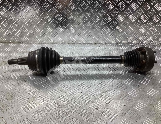 Полуось передняя левая (приводной вал, ШРУС) Volkswagen Golf IV (1J) 1997-2004  Volkswagen Golf Golf IV (1J) 1997-2004