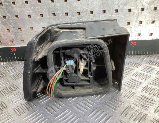 Фонарь задний правый Citroen Xantia (X1) 1992-1998  Citroen Xantia Xantia (X1) 1992-1998