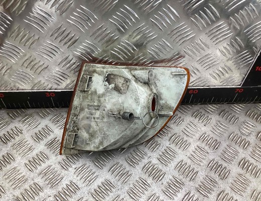 Поворотник правый Mercedes Vito I (W638) 1996-2003  Mercedes Vito Vito I (W638) 1996-2003