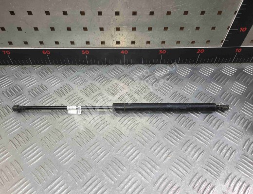 Амортизатор капота Mercedes E (W210) 1995-1999  Mercedes E E (W210) 1995-1999