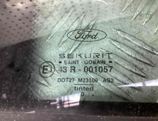 Форточка задняя правая Ford Mondeo III 2000-2003  Ford Mondeo Mondeo III 2000-2003