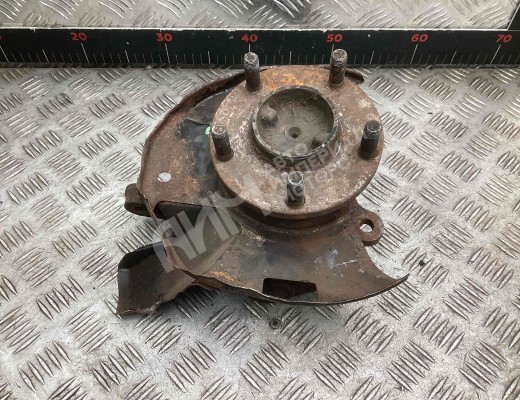 Ступица передняя правая Nissan Serena (C23) 1991-2001  Nissan Serena Serena (C23) 1991-2001