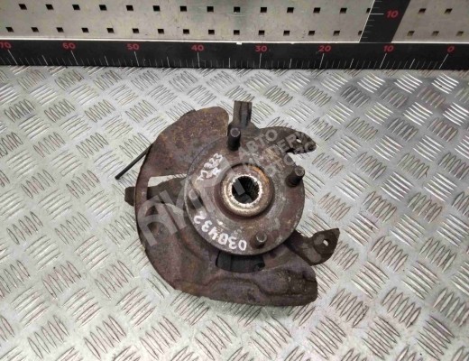 Ступица передняя правая Mazda 323C (BA) 1994-1998  Mazda 323C 323C (BA) 1994-1998