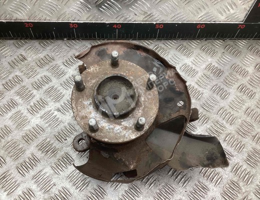 Ступица передняя левая Nissan Serena (C23) 1991-2001  Nissan Serena Serena (C23) 1991-2001